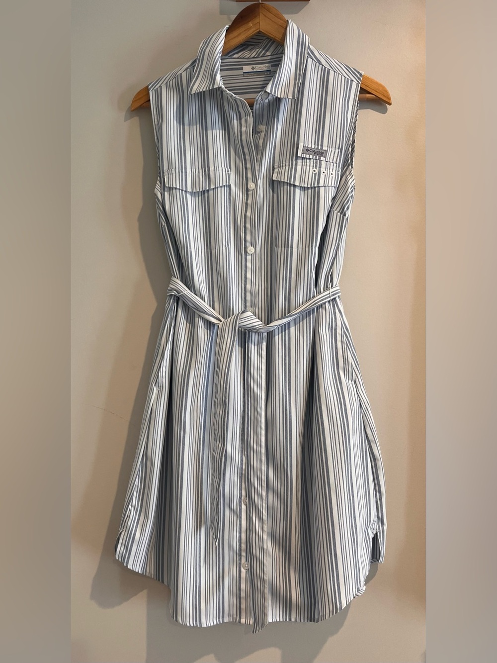 Columbia PFG Sleeveless Shirt Dress MEDIUM Belted Stretch Outdoors Sport